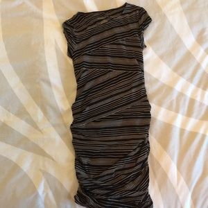 Liz Lange Maternity Ruched Dress